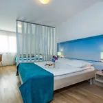 Vista Hotel 3*