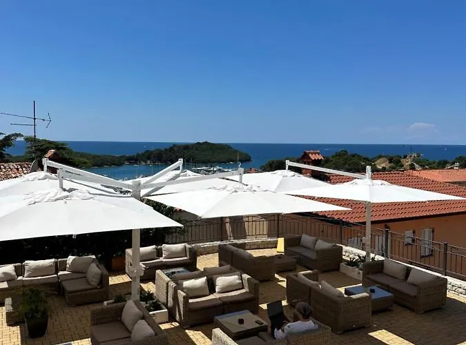 Hotel Vista 3*