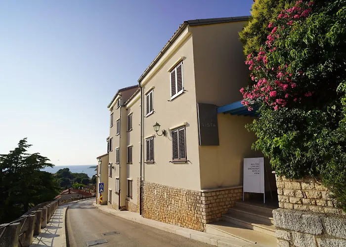 Vista 3*