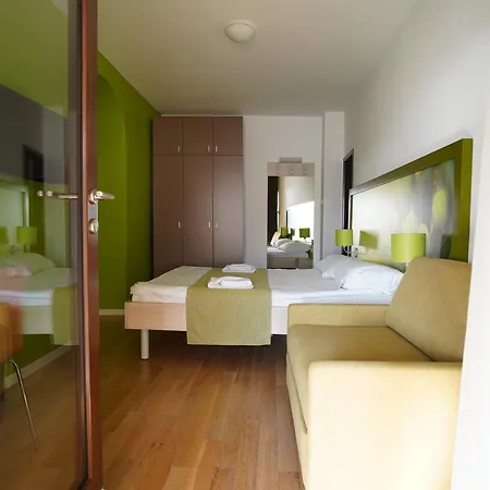 Vista Hotel