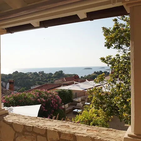Vista Hotel