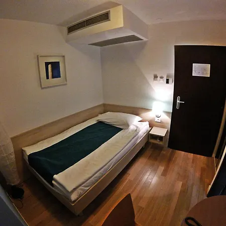 Vista 3*
