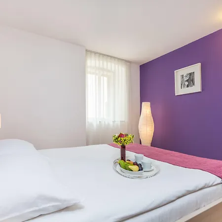 Vista Hotel 3*