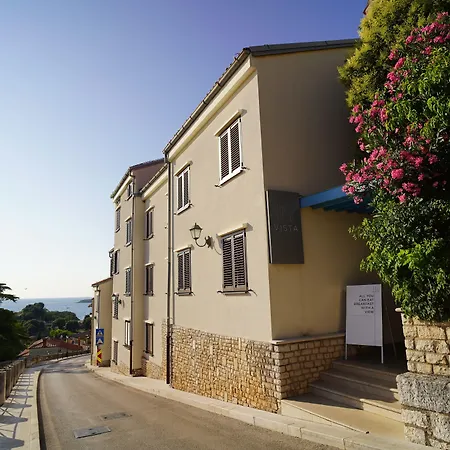 Vista 3*